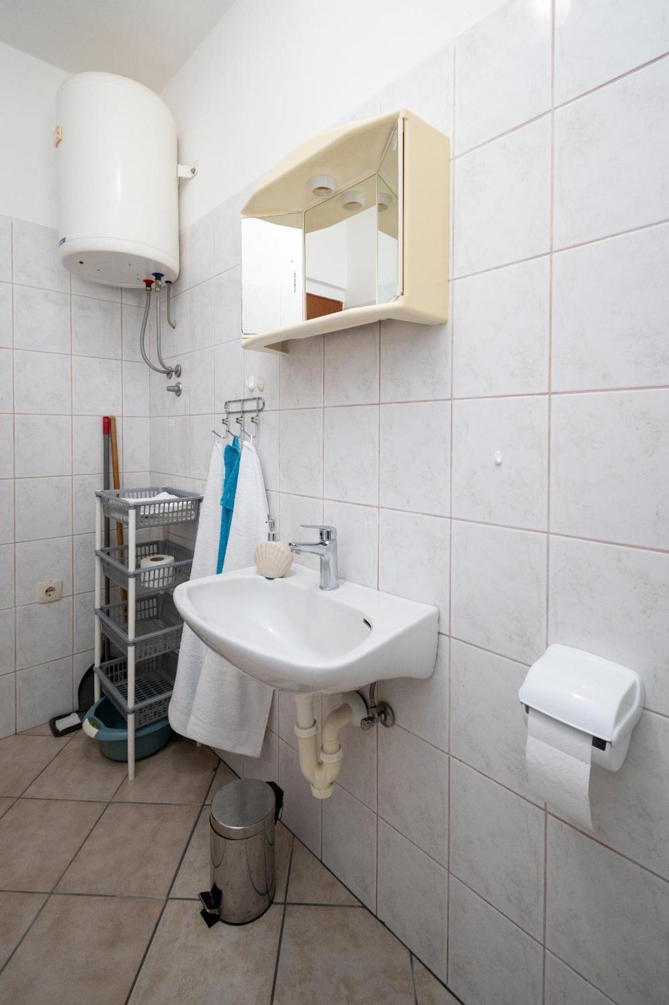 Apartments With A Parking Space Pag - 15765 Pag Town Room photo