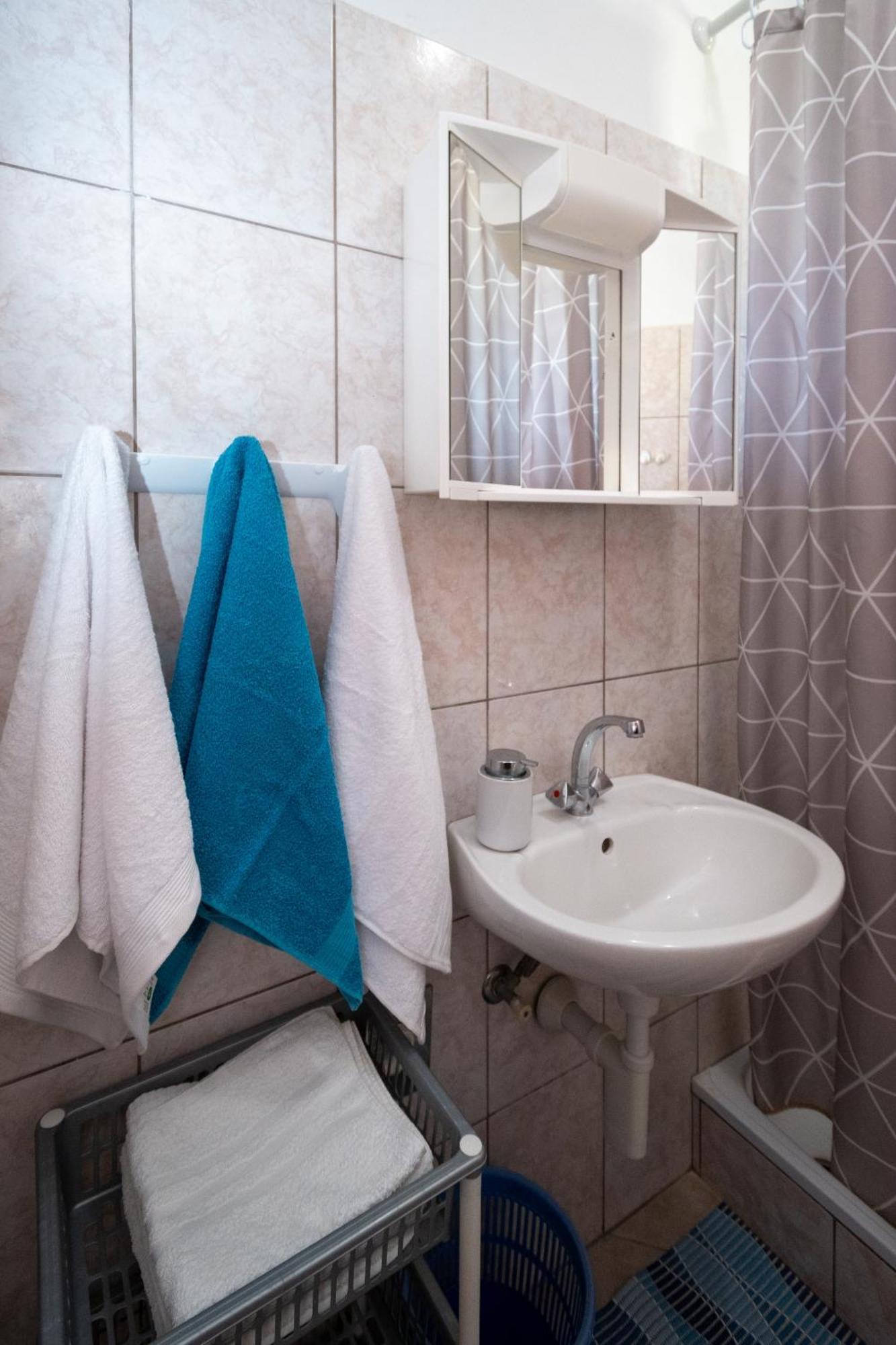 Apartments With A Parking Space Pag - 15765 Pag Town Room photo